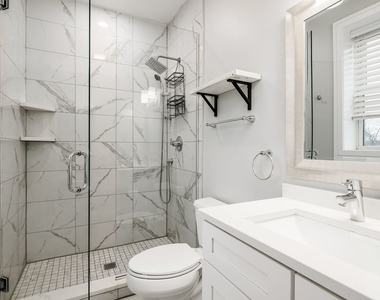 5979 N Elston Avenue - Photo Thumbnail 15