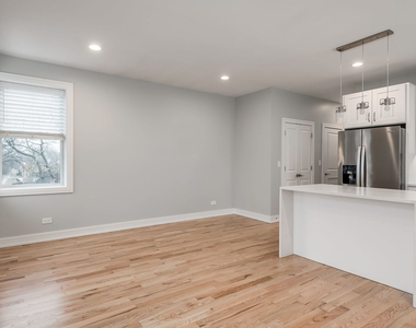 5979 N Elston Avenue - Photo Thumbnail 7
