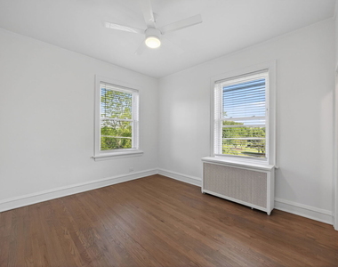 6511 N Leavitt Avenue - Photo Thumbnail 8