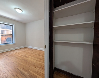 2700 N Spaulding Avenue - Photo Thumbnail 3