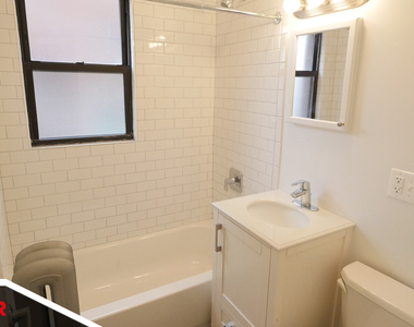 2639 N Spaulding Avenue - Photo Thumbnail 10