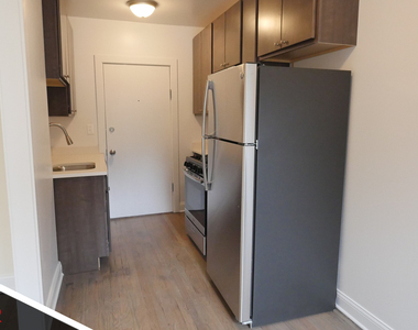 2639 N Spaulding Avenue - Photo Thumbnail 4