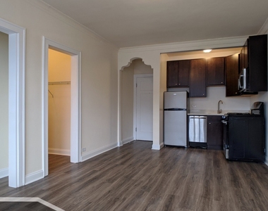 2936 W Palmer Street - Photo Thumbnail 2