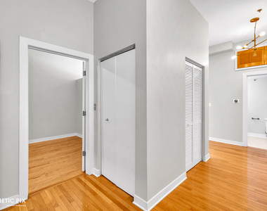 1 S Leavitt Street - Photo Thumbnail 2