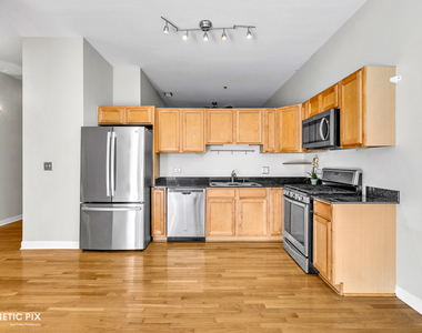 1 S Leavitt Street - Photo Thumbnail 10