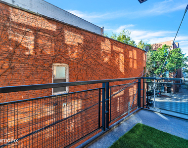 1 S Leavitt Street - Photo Thumbnail 21
