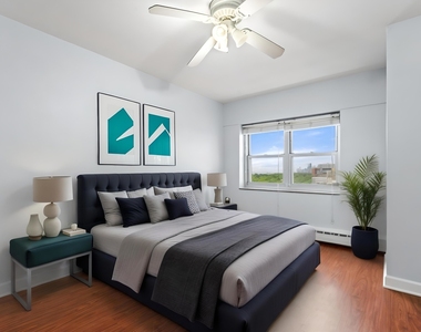 4950 N Marine Drive - Photo Thumbnail 11