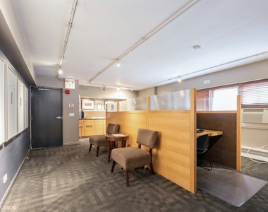 4950 N Marine Drive - Photo Thumbnail 22