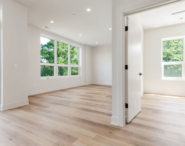 224 S Ashland Avenue - Photo Thumbnail 5