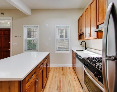 2233 W Armitage Avenue - Photo Thumbnail 6
