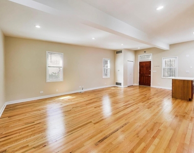 2233 W Armitage Avenue - Photo Thumbnail 3