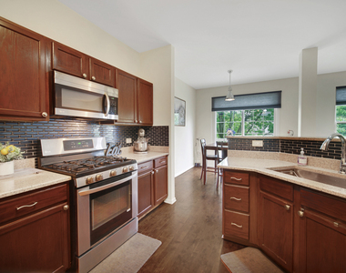439 Bay Tree Circle - Photo Thumbnail 9