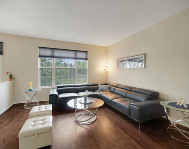 439 Bay Tree Circle - Photo Thumbnail 5