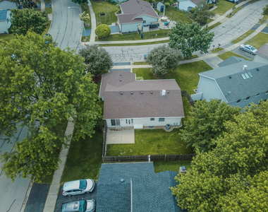 1000 Hunter Street - Photo Thumbnail 31