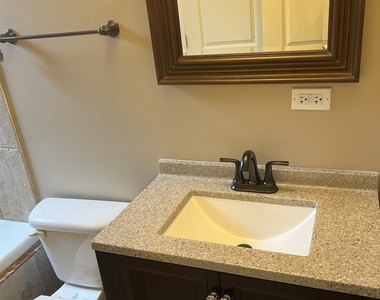 1367 E 64th Street - Photo Thumbnail 9