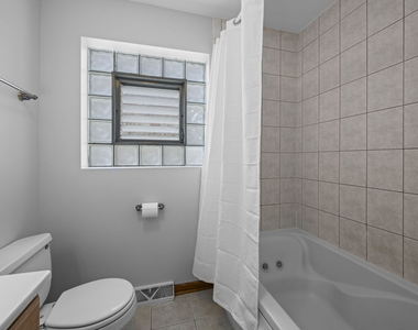 8610 W Summerdale Avenue - Photo Thumbnail 12