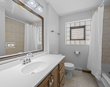 8610 W Summerdale Avenue - Photo Thumbnail 11