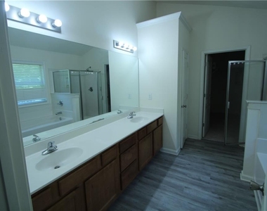 1961 Stoney Chase Drive - Photo Thumbnail 24