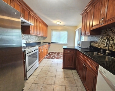 1182 Northbury Lane - Photo Thumbnail 1