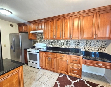 1182 Northbury Lane - Photo Thumbnail 27
