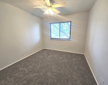 1182 Northbury Lane - Photo Thumbnail 9