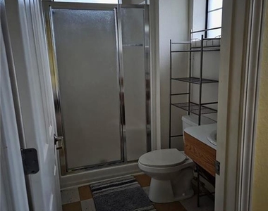 211 North Avenue - Photo Thumbnail 3