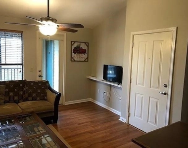 211 North Avenue - Photo Thumbnail 11