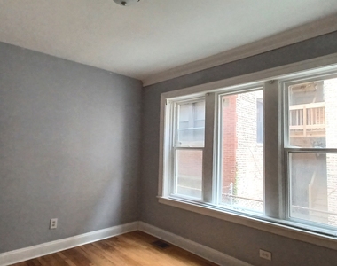 7307 S Bennett Avenue - Photo Thumbnail 2