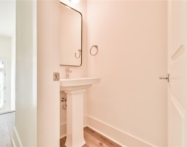 5858 Westin Road - Photo Thumbnail 25