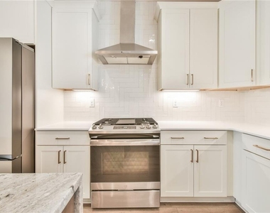 5858 Westin Road - Photo Thumbnail 11