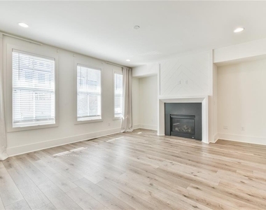 5858 Westin Road - Photo Thumbnail 3