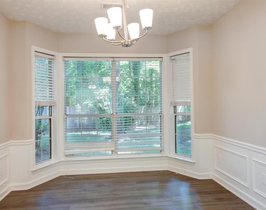 4940 Tanners Spring Drive - Photo Thumbnail 3