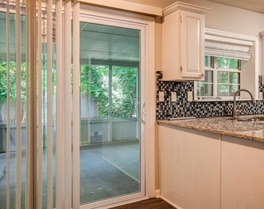 4940 Tanners Spring Drive - Photo Thumbnail 2