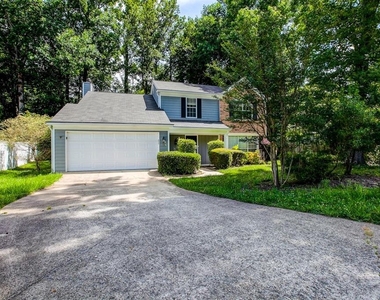 4940 Tanners Spring Drive - Photo Thumbnail 9