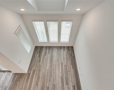 513 Burton Drive - Photo Thumbnail 25