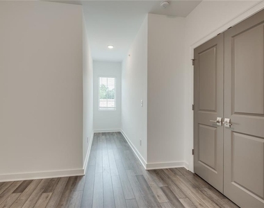513 Burton Drive - Photo Thumbnail 29