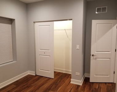 4851 N Central Avenue - Photo Thumbnail 9