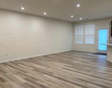 12760 S Nicholas Drive - Photo Thumbnail 7