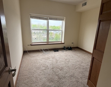 7050 183rd Street - Photo Thumbnail 14