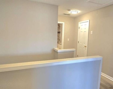 3611 Gainesway Trace - Photo Thumbnail 25