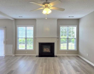 3611 Gainesway Trace - Photo Thumbnail 17