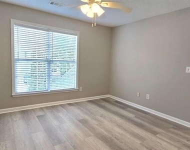 3611 Gainesway Trace - Photo Thumbnail 32