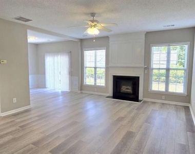3611 Gainesway Trace - Photo Thumbnail 6