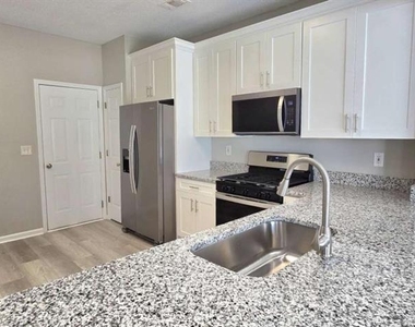 3611 Gainesway Trace - Photo Thumbnail 21