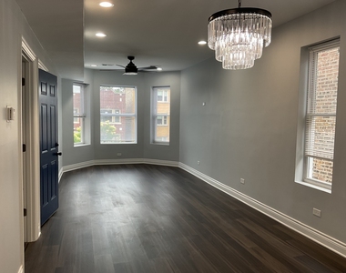 7940 S Carpenter Street - Photo Thumbnail 9
