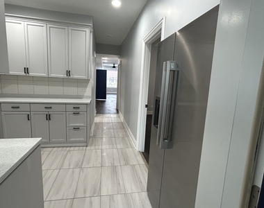 7940 S Carpenter Street - Photo Thumbnail 22