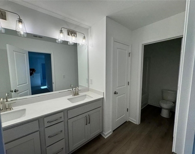 30 Everly Way - Photo Thumbnail 15