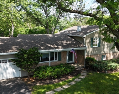 116 S Deerpath Road - Photo Thumbnail 31