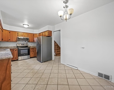 116 S Deerpath Road - Photo Thumbnail 6