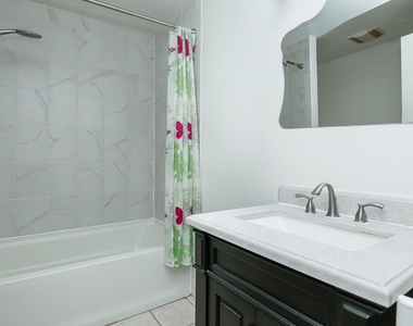 2943 Kentshire Circle - Photo Thumbnail 11